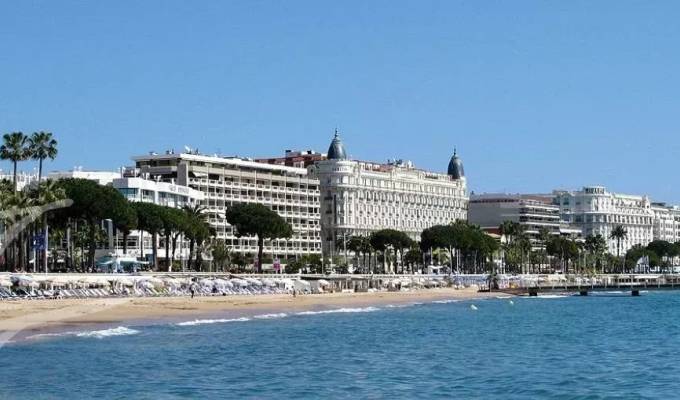 Аренда Коммерческая недвижимость Cannes