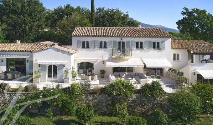 Продажа Дом Châteauneuf-Grasse